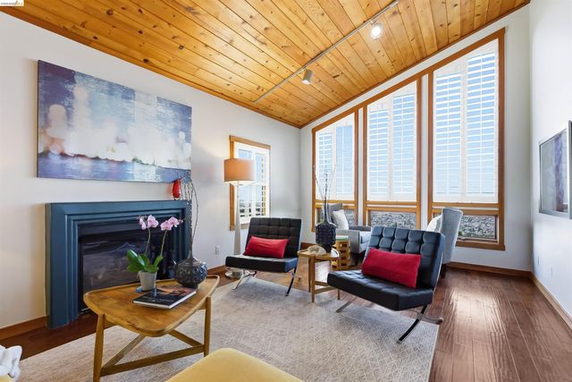 8440 Terrace Dr, El Cerrito, CA 94530