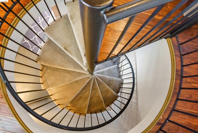 8440 Terrace Dr, El Cerrito, CA 94530