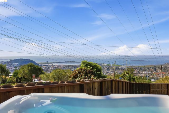 8440 Terrace Dr, El Cerrito, CA 94530