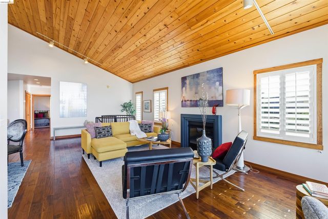 8440 Terrace Dr, El Cerrito, CA 94530