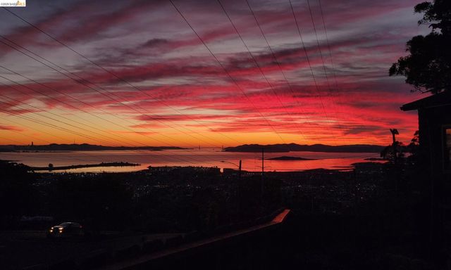 8440 Terrace Dr, El Cerrito, CA 94530