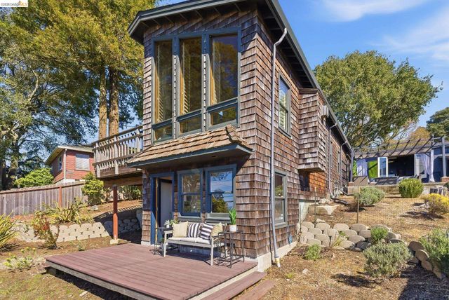 8440 Terrace Dr, El Cerrito, CA 94530