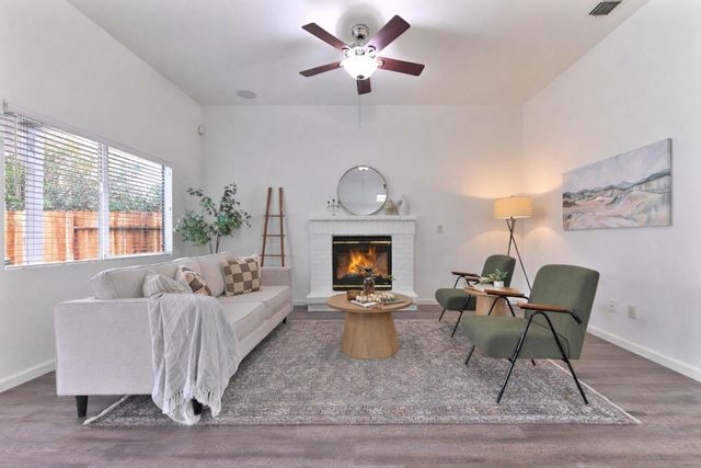 3618 Cooper Isl Rd, West Sacramento, CA 95691