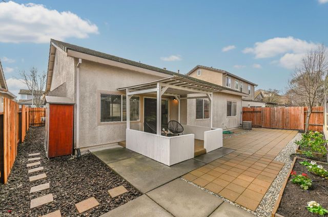 3618 Cooper Isl Rd, West Sacramento, CA 95691