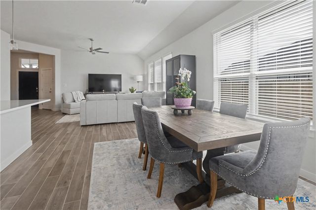 708 Willowbrook, New Braunfels, TX 78130