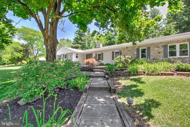 828 BROOKSIDE RD, Pottstown, PA 19464