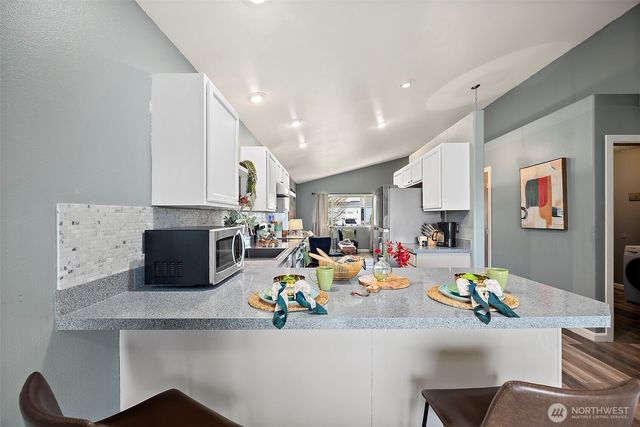 16340 Cascadian Avenue SE, Yelm, WA 98597