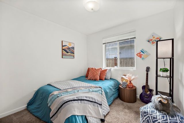 16340 Cascadian Avenue SE, Yelm, WA 98597