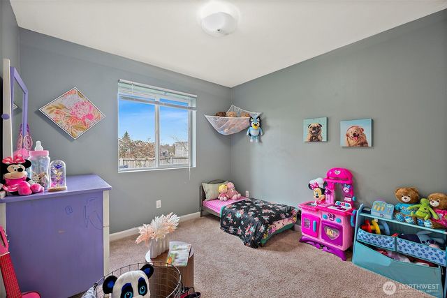 16340 Cascadian Avenue SE, Yelm, WA 98597