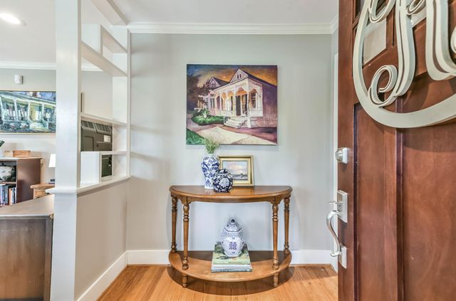 906 Bay Oaks Road, Houston, TX 77008