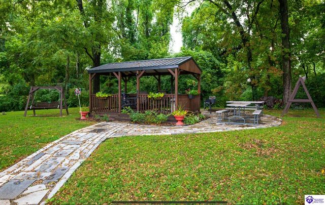 103 Freeman Green Drive, Elizabethtown, KY 42701