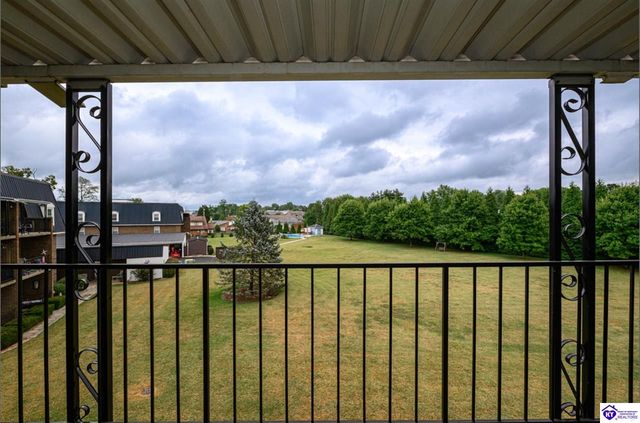 103 Freeman Green Drive, Elizabethtown, KY 42701
