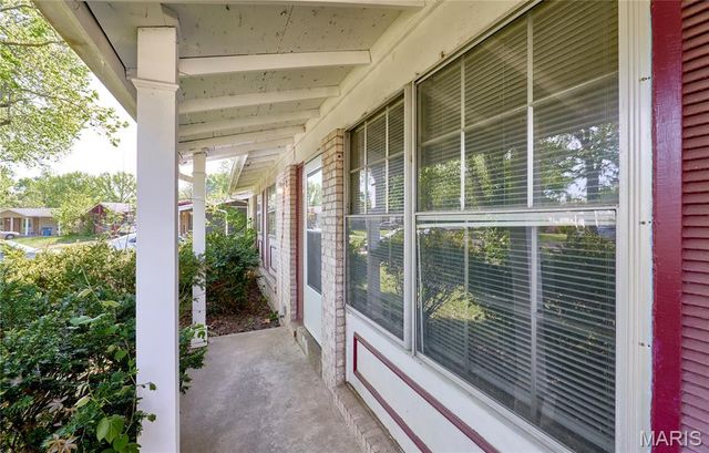 11970 Del Reo Court, St Louis, MO 63138