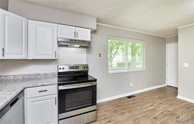 11970 Del Reo Court, St Louis, MO 63138