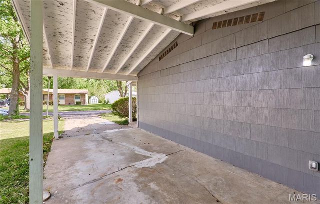 11970 Del Reo Court, St Louis, MO 63138