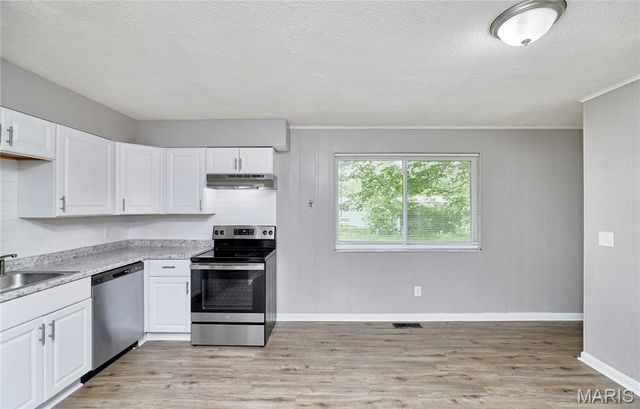 11970 Del Reo Court, St Louis, MO 63138