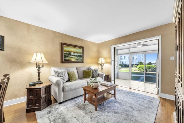 3857 Indian Trail 109, Destin, FL 32541