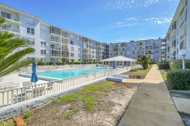 3857 Indian Trail 109, Destin, FL 32541