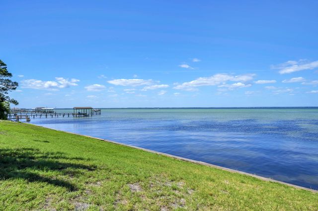 3857 Indian Trail 109, Destin, FL 32541