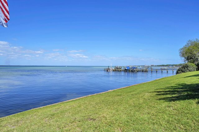 3857 Indian Trail 109, Destin, FL 32541