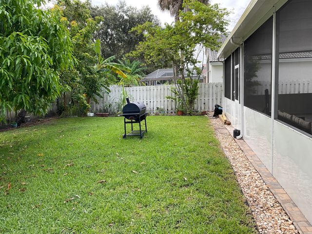 6566 Spring Meadow Drive, Greenacres, FL 33413