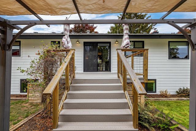 6021 S NAPA St, Spokane, WA 99223