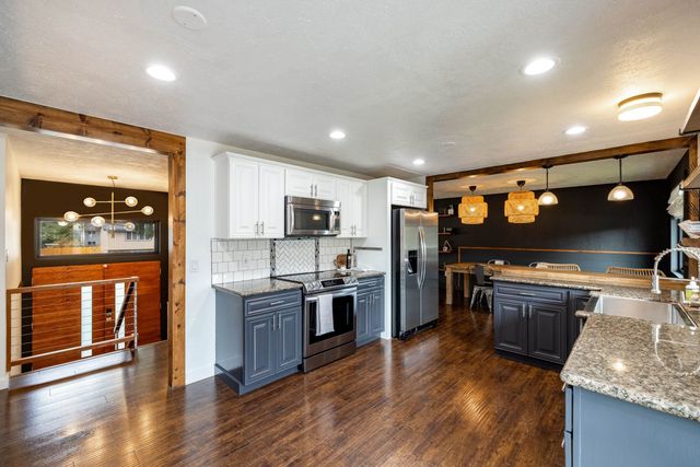 6021 S NAPA St, Spokane, WA 99223