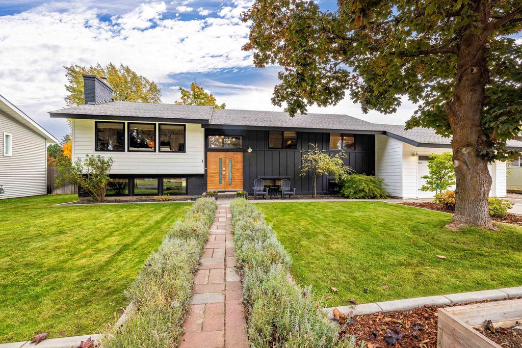 6021 S NAPA St, Spokane, WA 99223