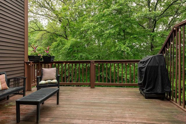 37 Thornhill Road, Stratham, NH 03885