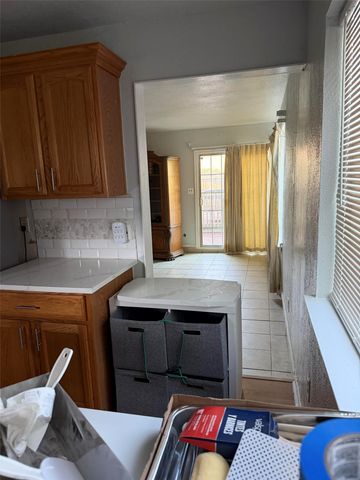 3626 Lake Pontchartrain Drive, Arlington, TX 76016
