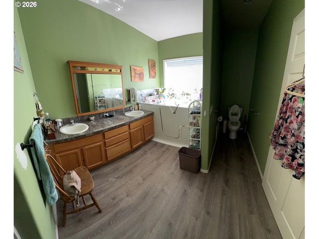 10910 Nw 7TH Ave, Vancouver, WA 98685