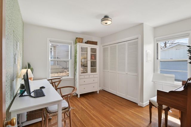 1200 Leland Road E, Maplewood, MN 55109