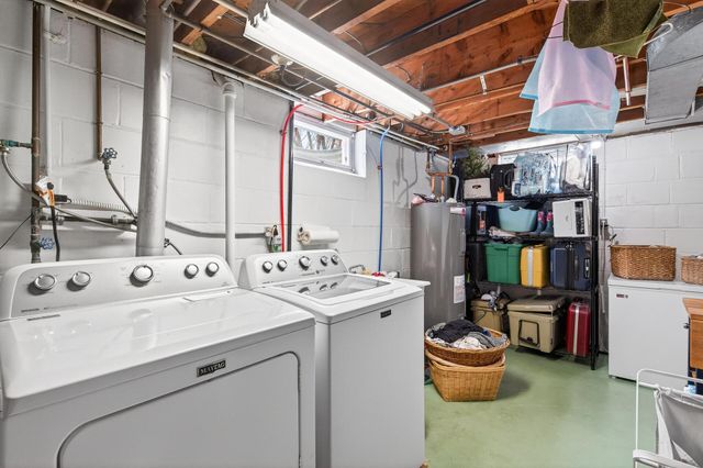 1200 Leland Road E, Maplewood, MN 55109