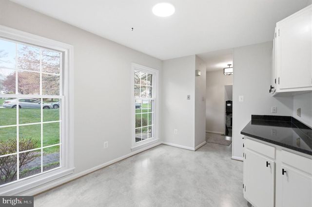 9307 SHARI DR, Fairfax, VA 22032