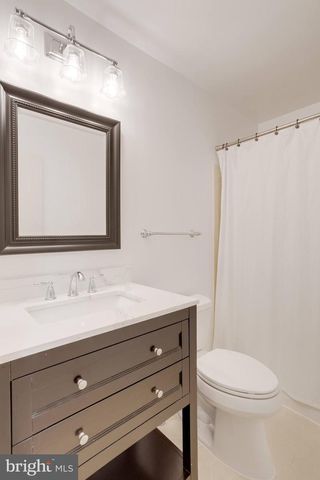 9307 SHARI DR, Fairfax, VA 22032