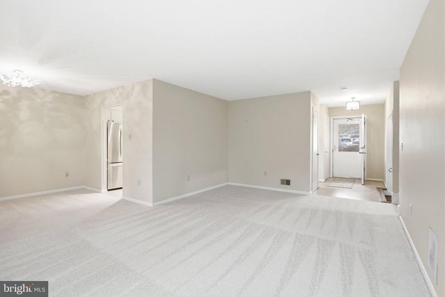 9307 SHARI DR, Fairfax, VA 22032