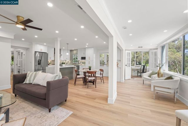 1224 Singingwood Ct 2, Walnut Creek, CA 94595