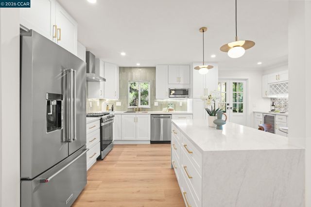 1224 Singingwood Ct 2, Walnut Creek, CA 94595