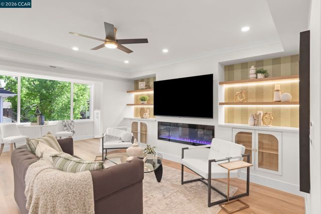 1224 Singingwood Ct 2, Walnut Creek, CA 94595