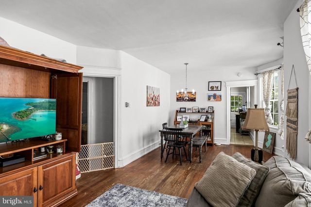 823 COLUMBIA AVE, Palmyra, NJ 08065