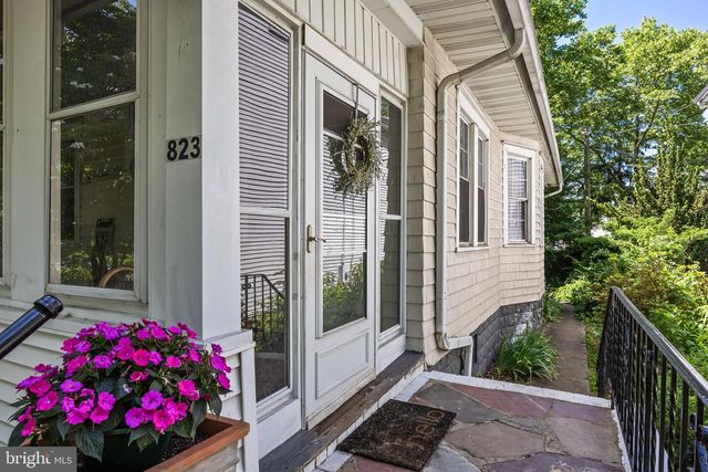 823 COLUMBIA AVE, Palmyra, NJ 08065
