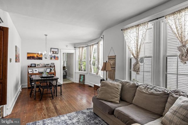 823 COLUMBIA AVE, Palmyra, NJ 08065