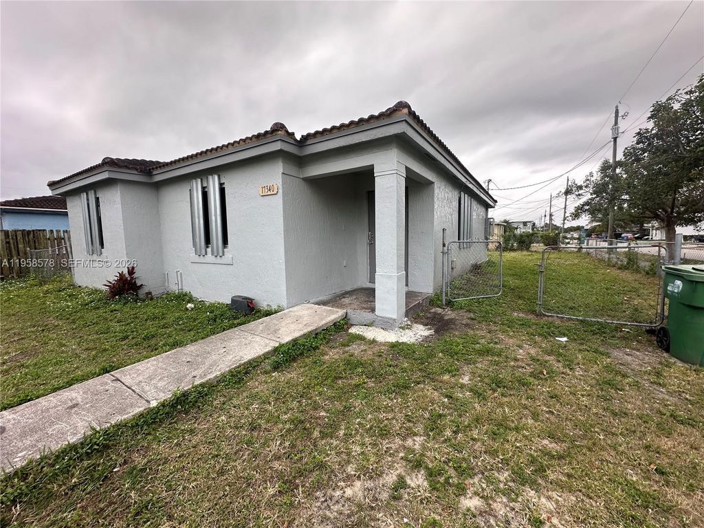17340 SW 103rd Ave, Miami, FL 33157