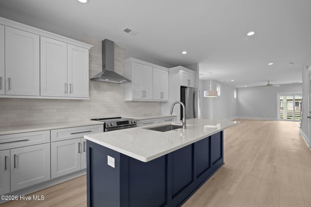 209 Spartanburg Avenue 2, Carolina Beach, NC 28428