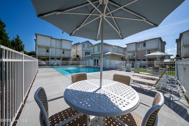 209 Spartanburg Avenue 2, Carolina Beach, NC 28428