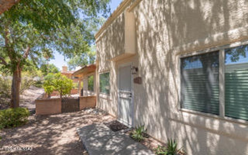 10170 E Chevelon Street, Tucson, AZ 85748