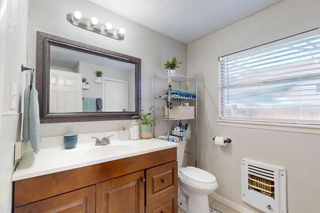 1413 Ferris Avenue, Waxahachie, TX 75165