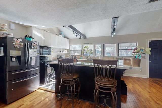 1413 Ferris Avenue, Waxahachie, TX 75165