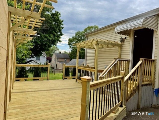 10 Wells Avenue A, Stamford, CT 06902