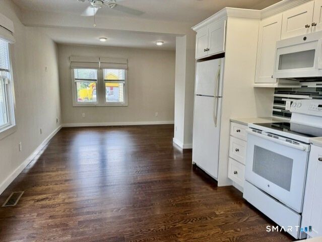 10 Wells Avenue A, Stamford, CT 06902